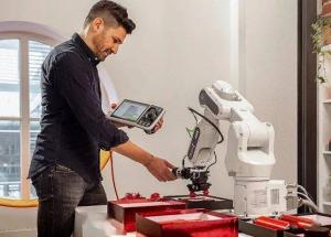 顯揚(yáng)科技亮相央視直播間