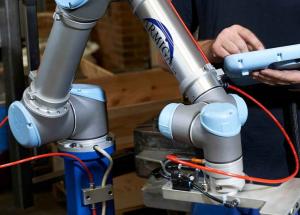 顯揚(yáng)科技亮相央視直播間